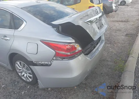 2015 Nissan Altima 2.5 S from USA, damaged, VIN 1N4AL3AP8FC288680
